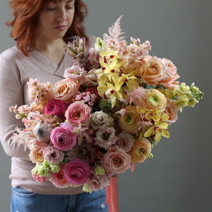 Сочный букет с акварельными переливами ― Amourflowers