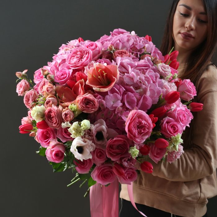 Яркая любовь ― Amourflowers